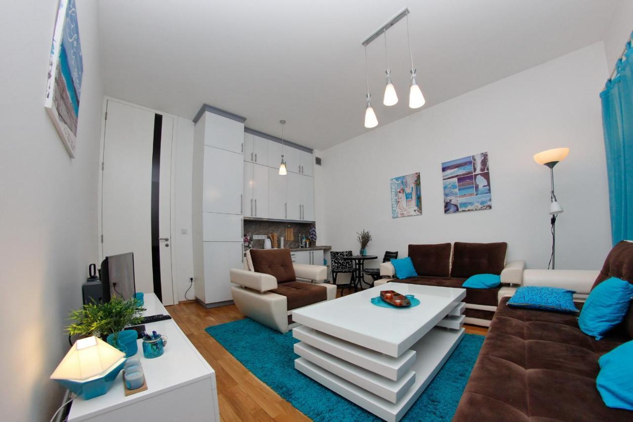 Apartman Centar- Free Parking Apartment Sarajevo Bagian luar foto